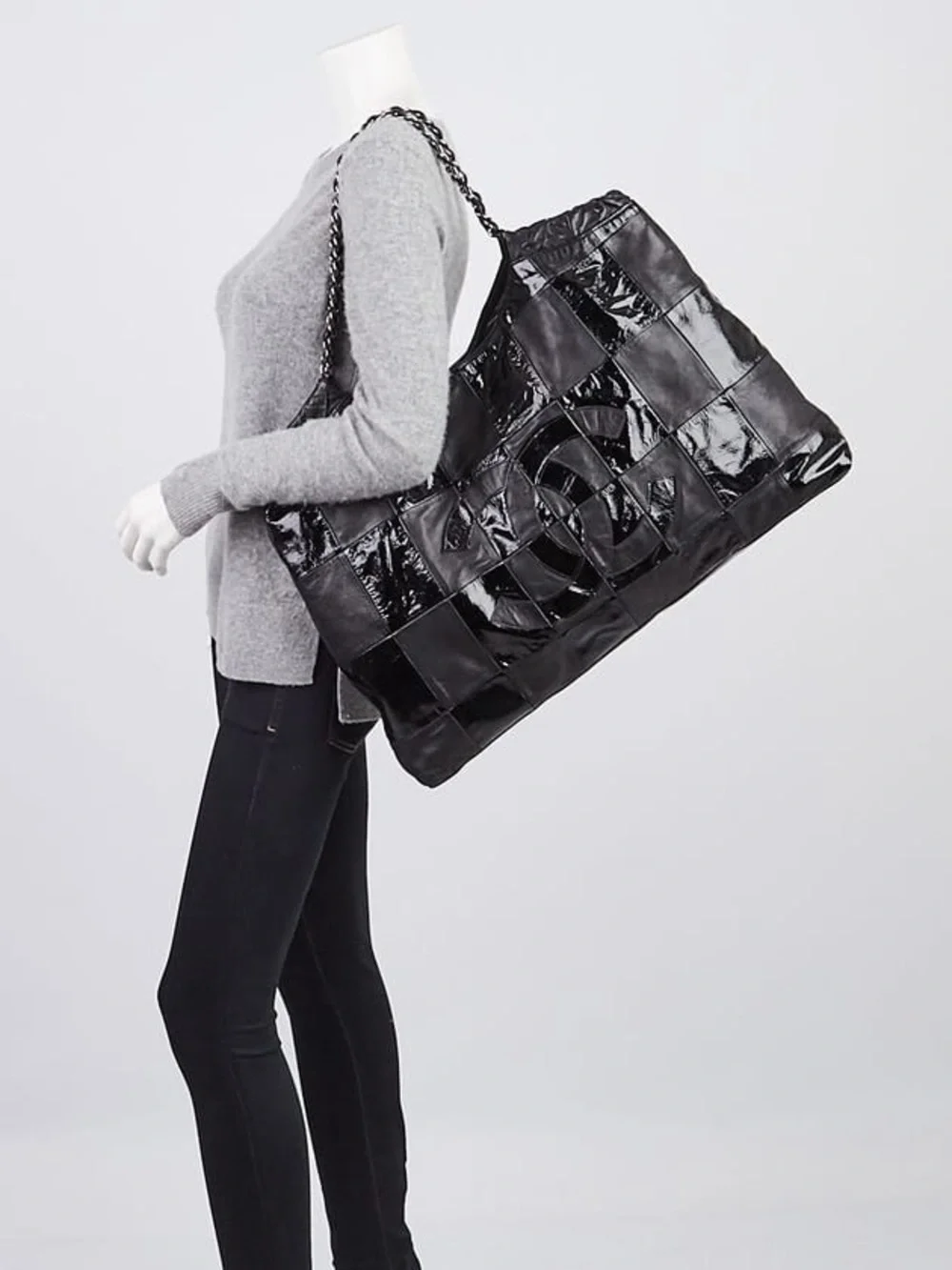 Authentic Chanel large Brooklyn ligne patchwork black leather Cabas tote